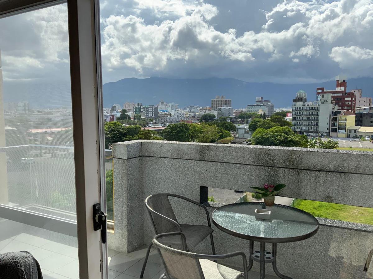 茉白電梯民宿bed And Breakfast Elevator 花蓮夜市電梯包棟 เมืองฮวาเหลียน ภายนอก รูปภาพ
